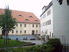 Innenhof und Stadtverwaltung