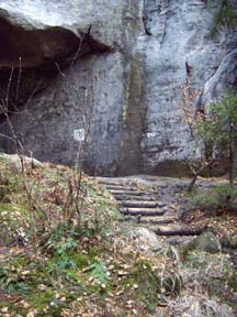 Zugang zur Sachsenhöhle